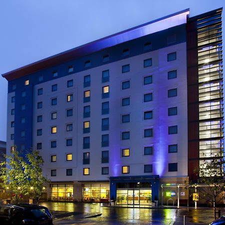 Holiday Inn Express Σλόουθ Εξωτερικό φωτογραφία