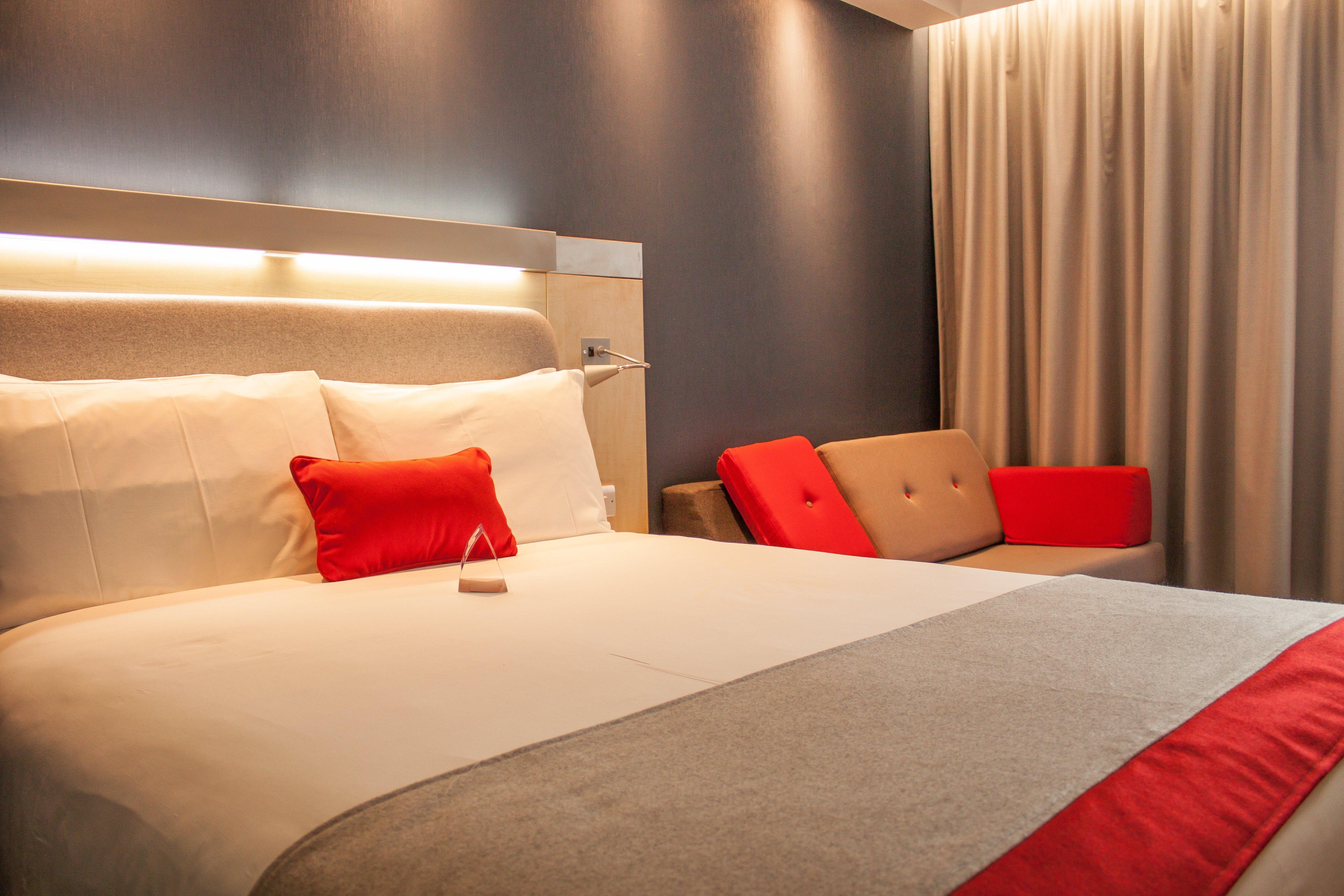 Holiday Inn Express Σλόουθ Εξωτερικό φωτογραφία