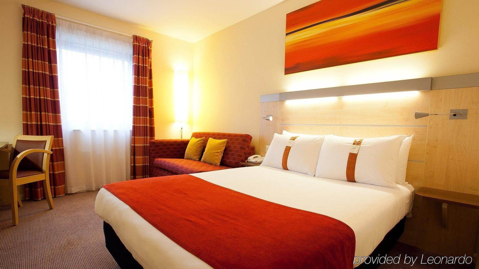 Holiday Inn Express Σλόουθ Εξωτερικό φωτογραφία