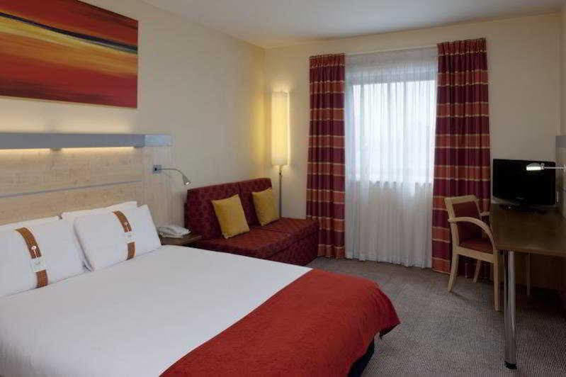 Holiday Inn Express Σλόουθ Εξωτερικό φωτογραφία